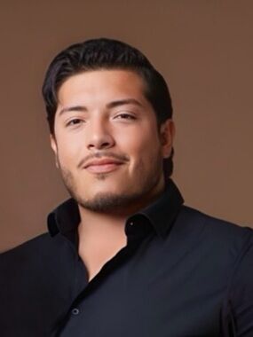 Meet your Posher, Don